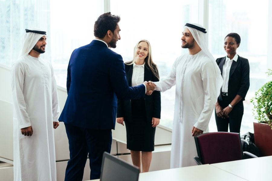 Explore the Business Culture of the UAE